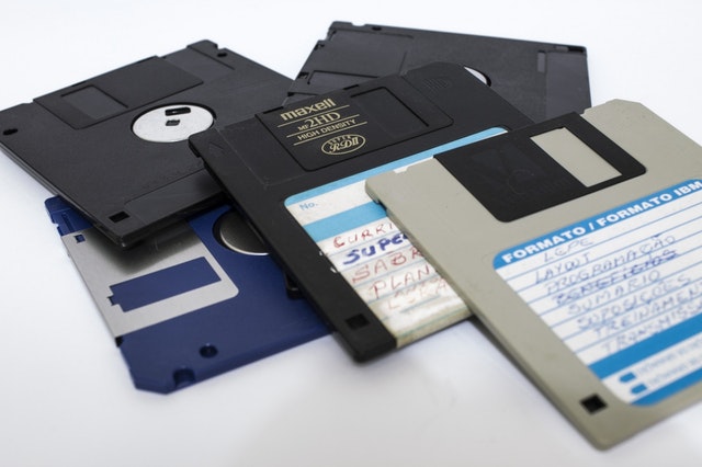 keeping backups on disks